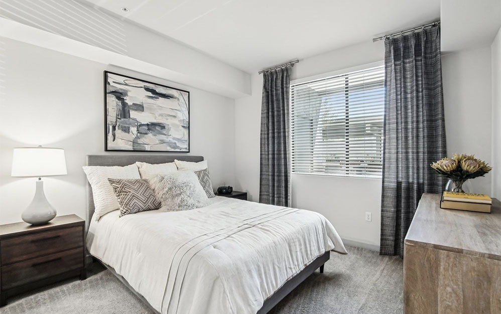 B1 - 2 bedroom floorplan layout with 2 bathrooms and 1037 square feet (Bedroom
)